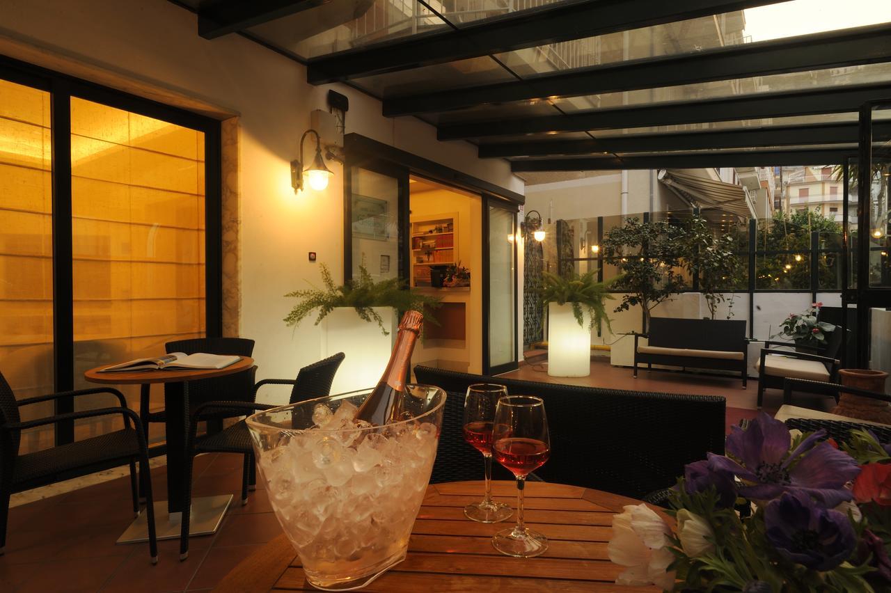 Hotel Garden Laigueglia Exterior photo